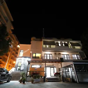 Hotel Salvadore, Vlorë